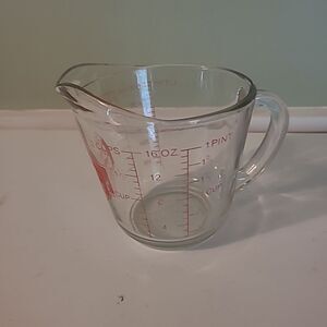 Anchor Hocking Glass Measuring Cup